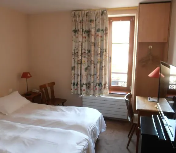 Les Cigognes Отель 3*