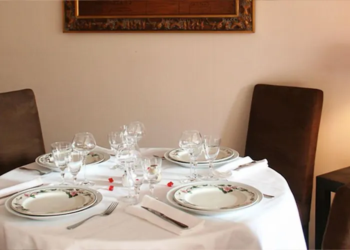 Les Cigognes Отель Abreschviller