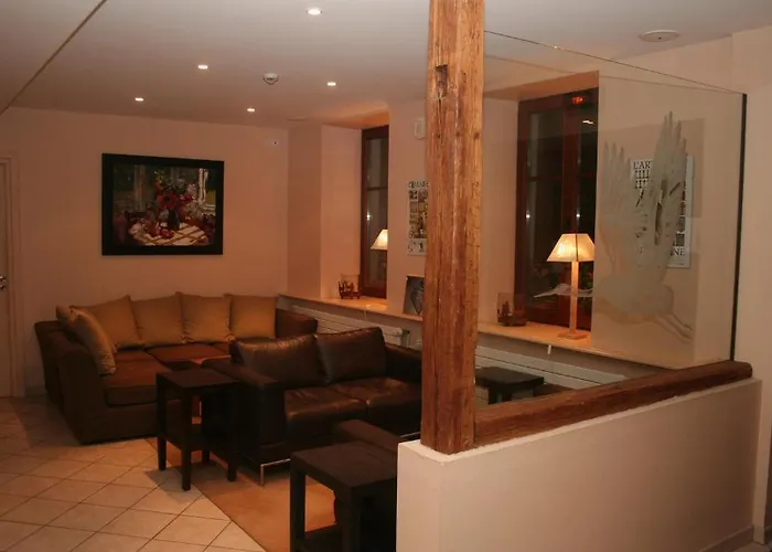 Les Cigognes Отель